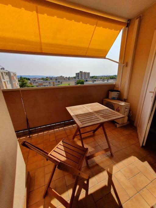 Appartement Avec 3 Chambres 80M2 Plein Sud Marignane Bagian luar foto