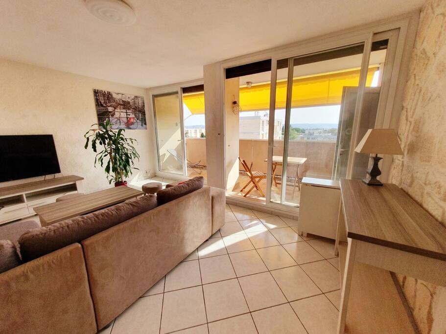 Appartement Avec 3 Chambres 80M2 Plein Sud Marignane Bagian luar foto