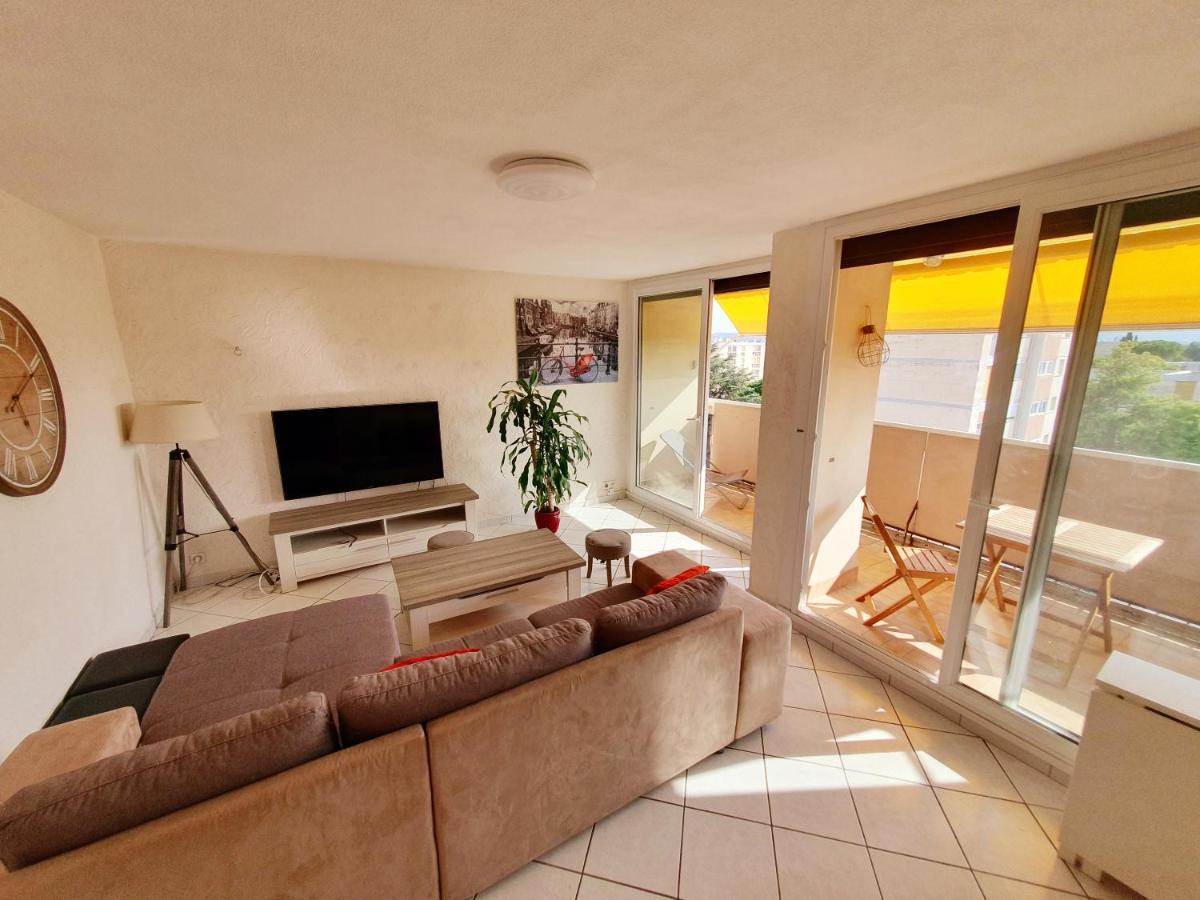 Appartement Avec 3 Chambres 80M2 Plein Sud Marignane Bagian luar foto